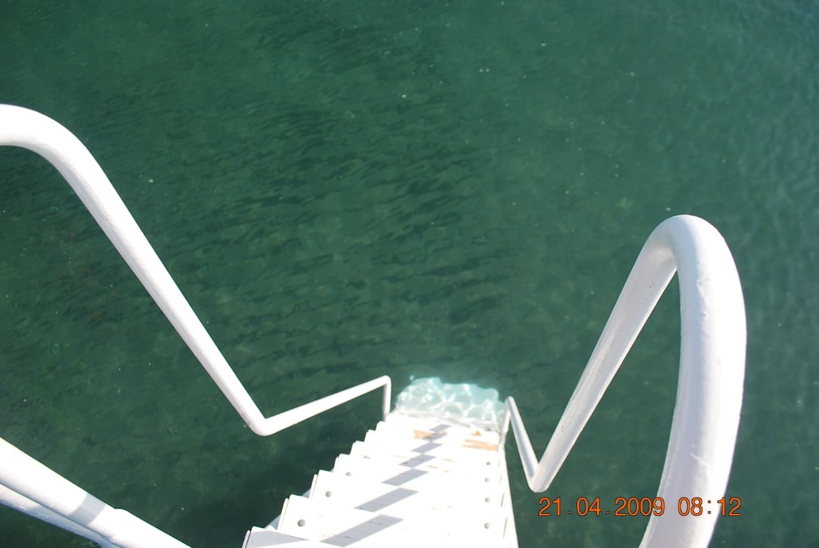 imagini hotel TITANIC LARA